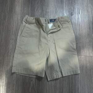 Vineyard Vines Boys Size 7 Khaki Breaker Chino Shorts